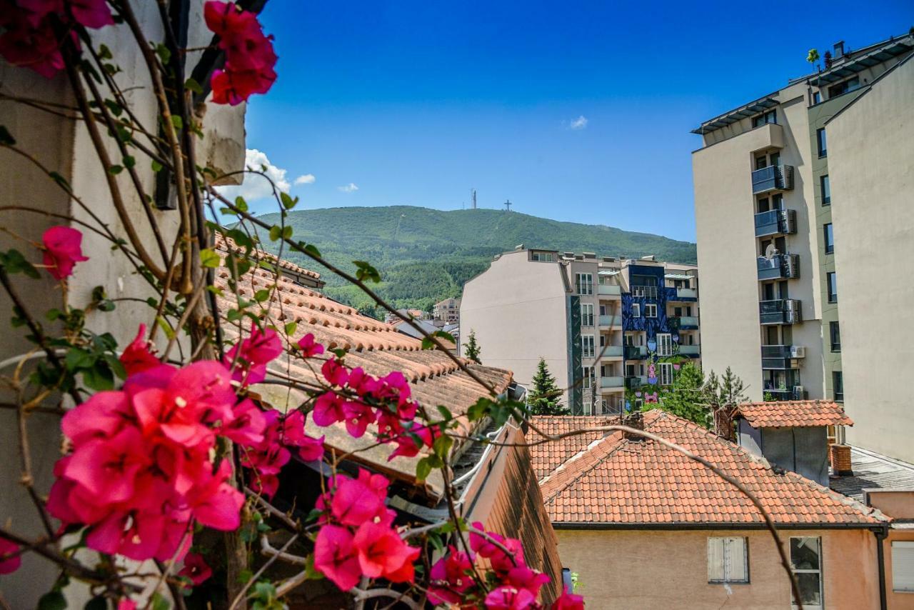 Tomas Apartments Skopje Buitenkant foto